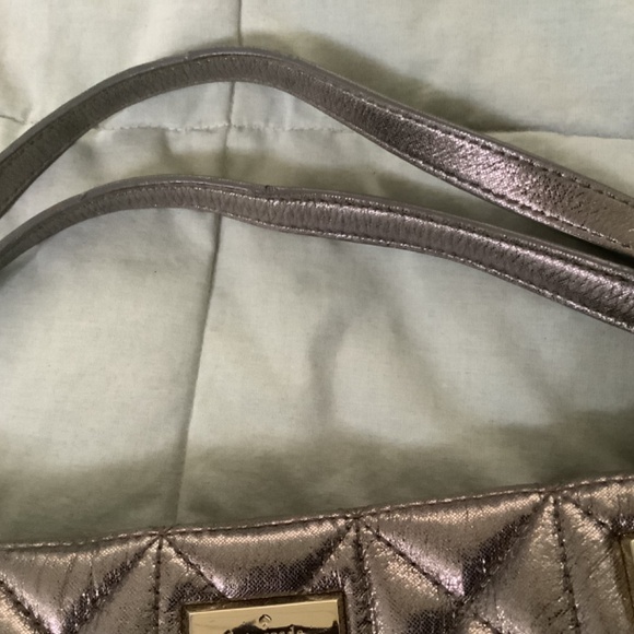 Kate Spade quilted metallic gray shoulder bag - Picture 8 of 10